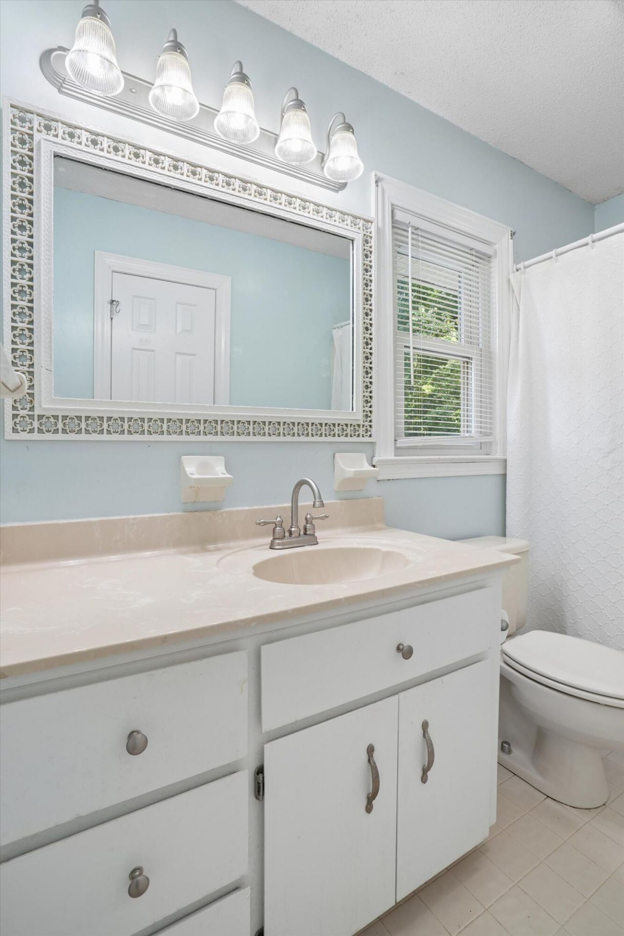 119 Tyvola Drive Photo 28