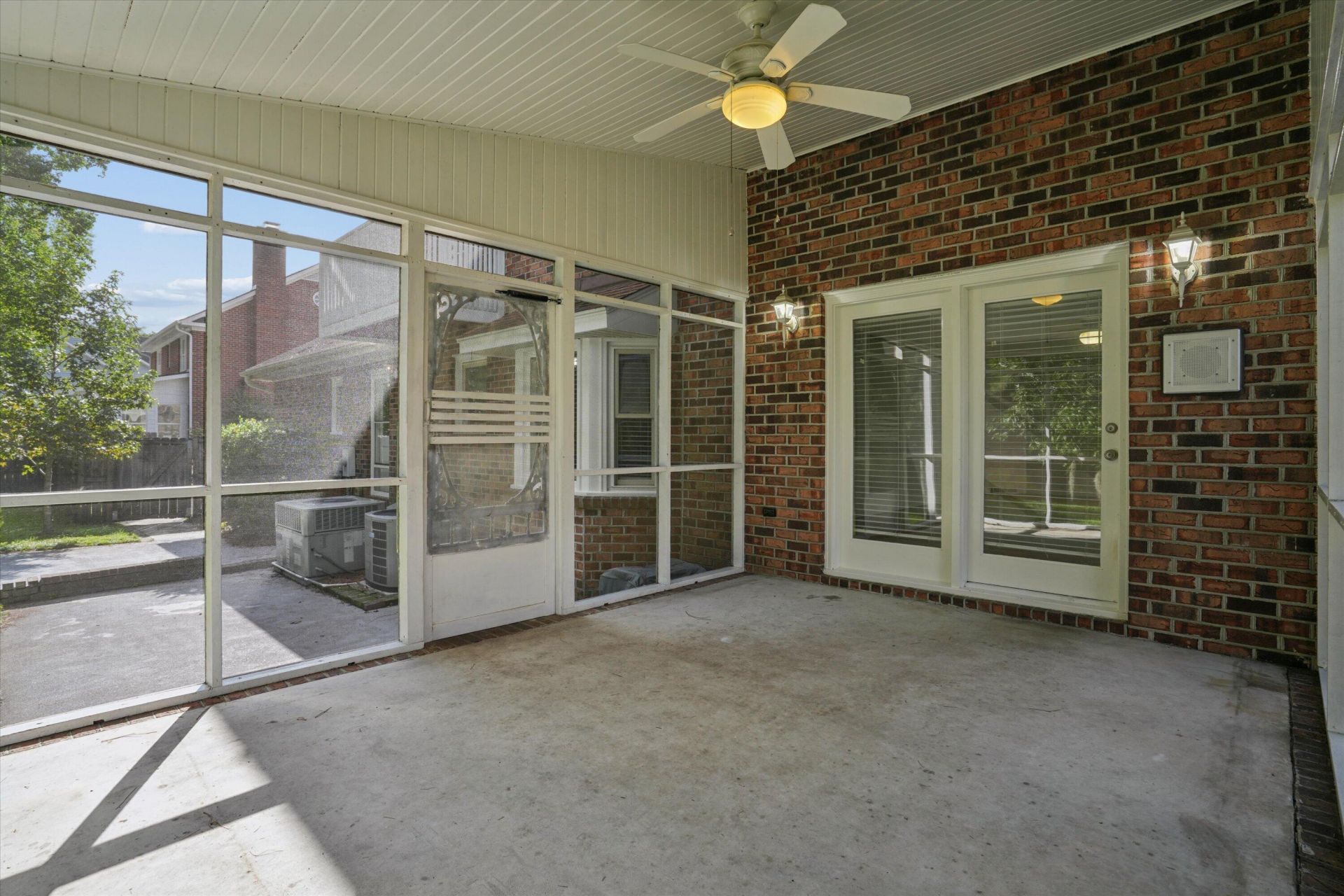 119 Tyvola Drive Photo 36