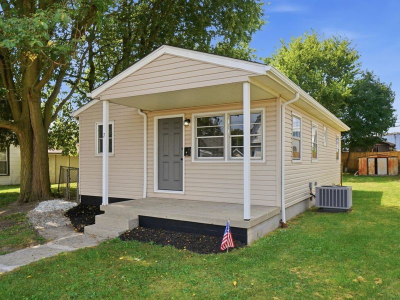 7 Maple Street, Jeffersonville, OH 43128 Photo 2