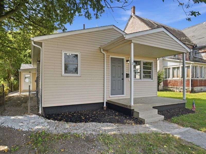 7 Maple Street, Jeffersonville, OH 43128 Photo 3