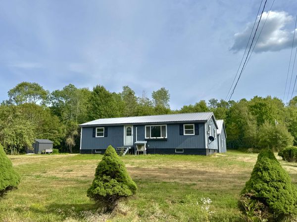 40 Cove Road , Winterport, ME 04496