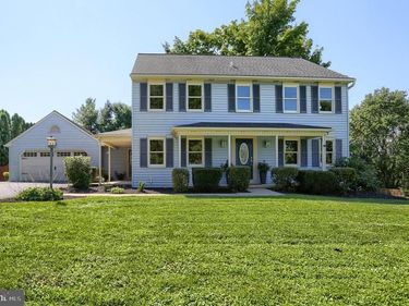 341 DOGWOOD DRIVE , HERSHEY, PA 17033