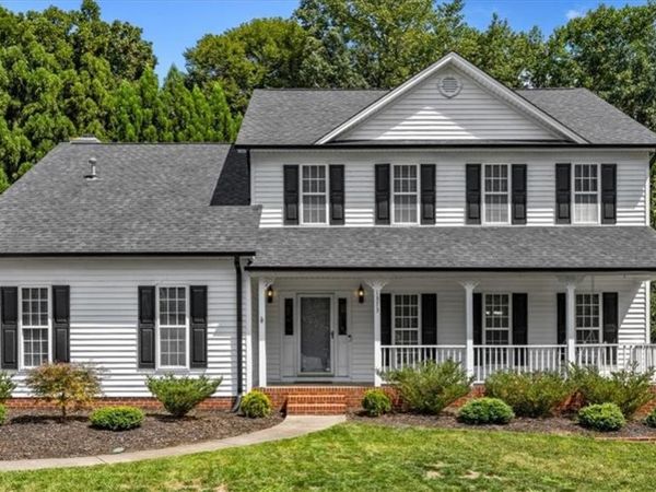 1373 Salem Crossing Road , Kernersville, NC 27284