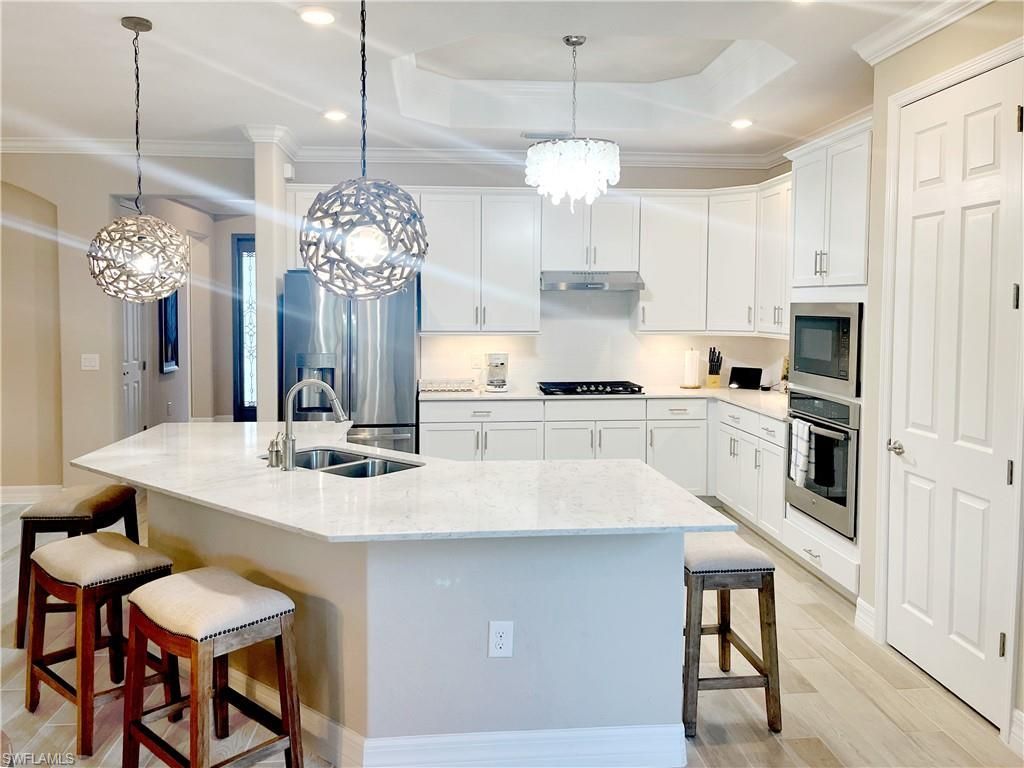 1975 Mustique St , Naples, FL 34120 Photo