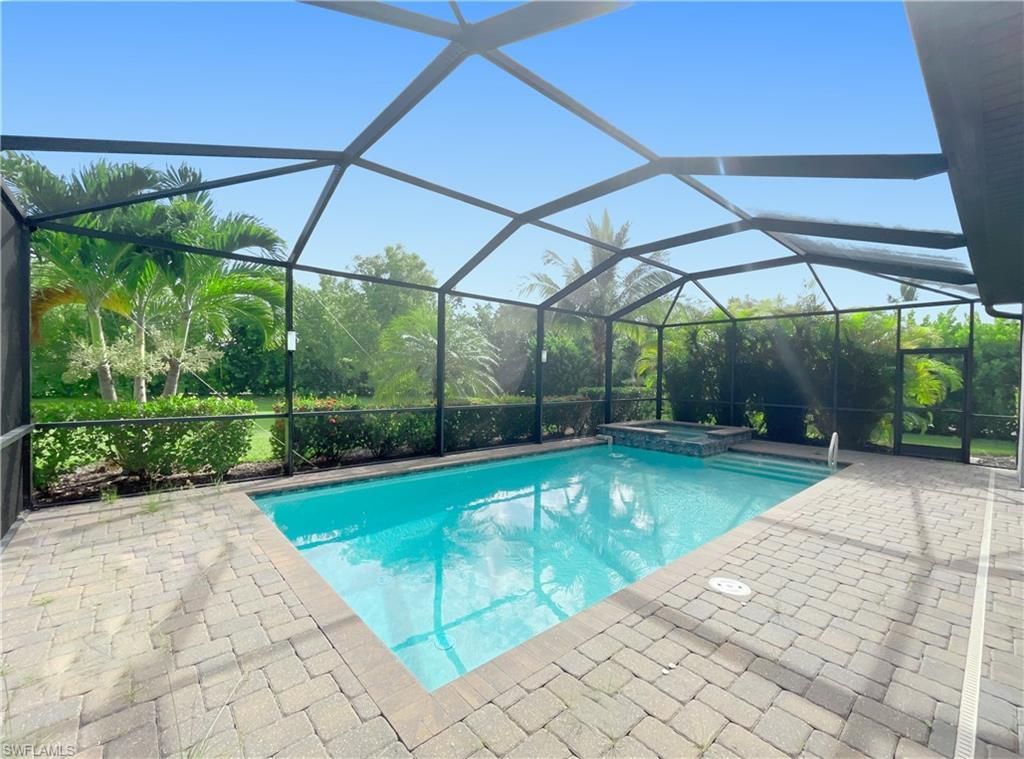 1975 Mustique St , Naples, FL 34120 Photo