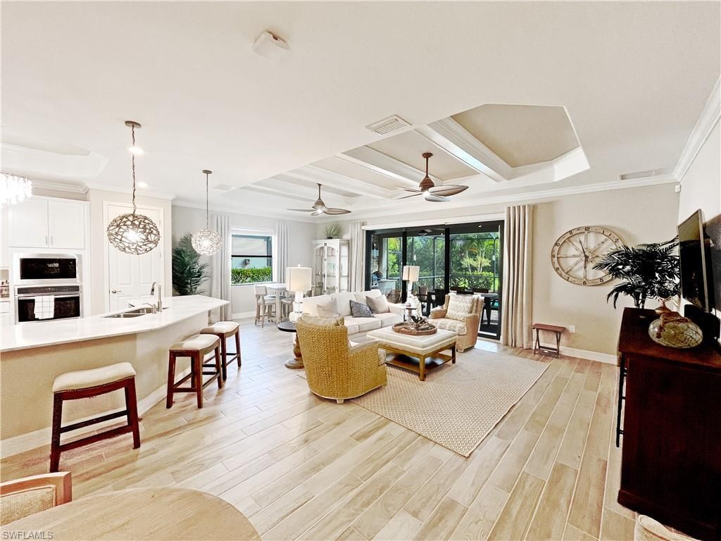 1975 Mustique St , Naples, FL 34120 Photo