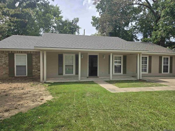 5421 Landis Dr, Baton Rouge, LA 70812