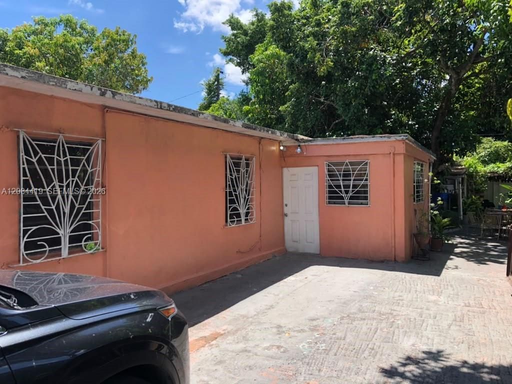 770 E 17th St, Hialeah, FL 33010 Photo