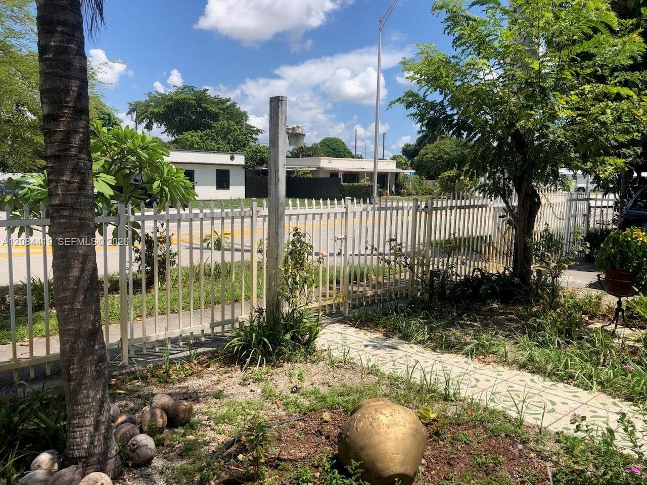 770 E 17th St, Hialeah, FL 33010 Photo