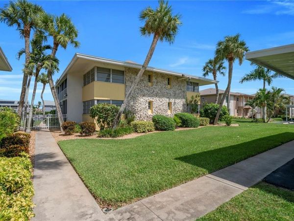 4613 SE 5th Ave , Unit 210, Cape Coral, FL 33904