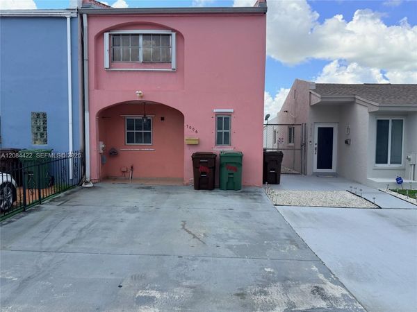 7006 W 17th Ct , Hialeah, FL 33014