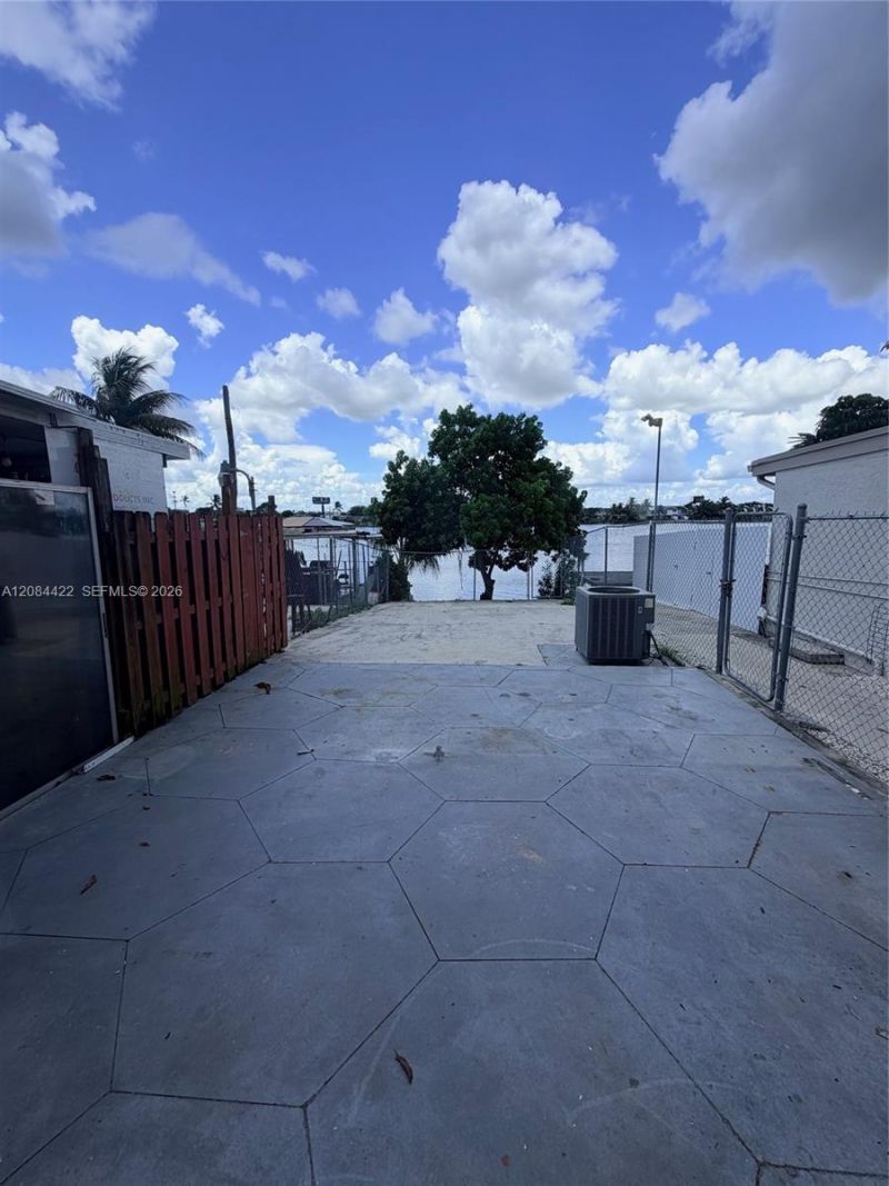 7006 W 17th Ct , Hialeah, FL 33014 Photo