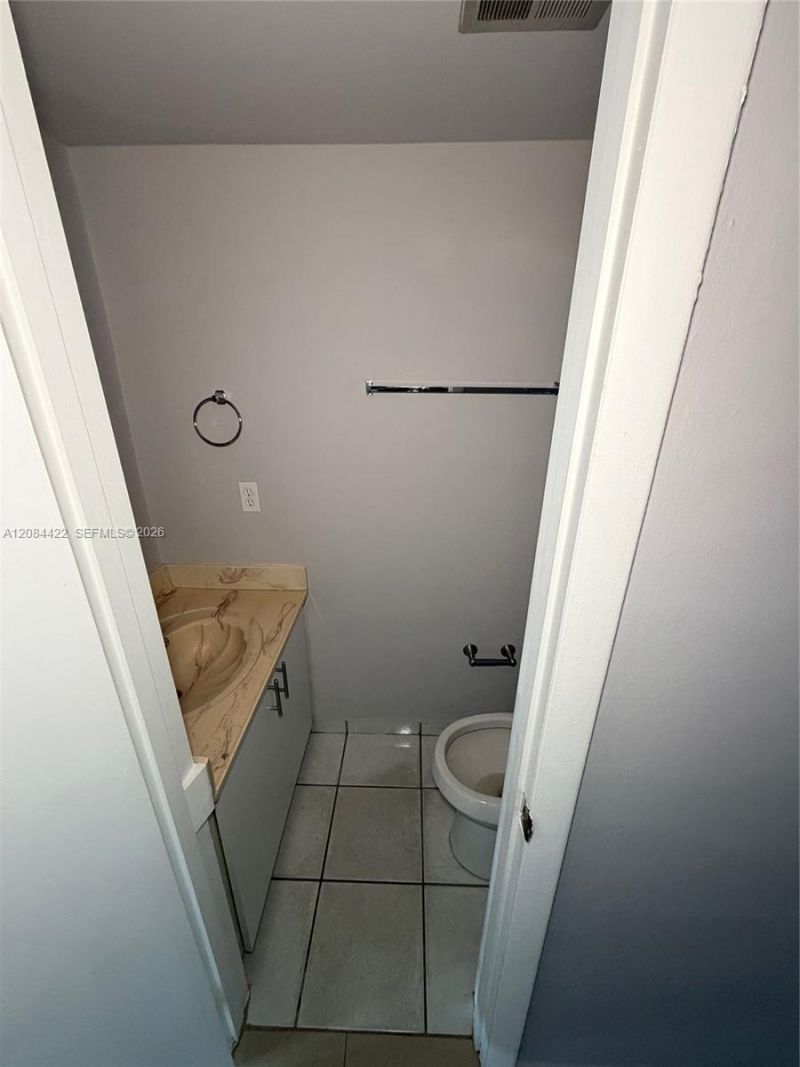 7006 W 17th Ct , Hialeah, FL 33014 Photo