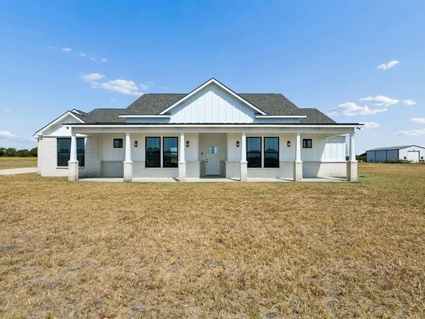1224 Durham Lane , Cleburne, TX 76033