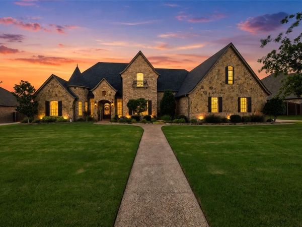 1408 Clover Drive , Haslet, TX 76052