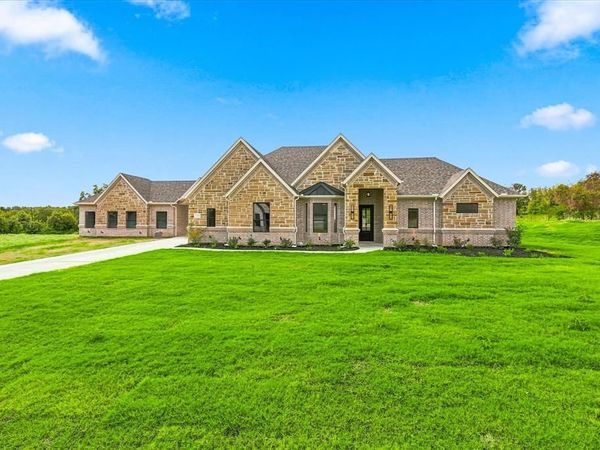 1005 Andy Ranch Court, Azle, TX 76020