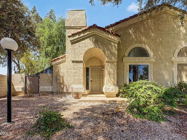 1111 W SUMMIT Place, Unit 32, Chandler, AZ 85224