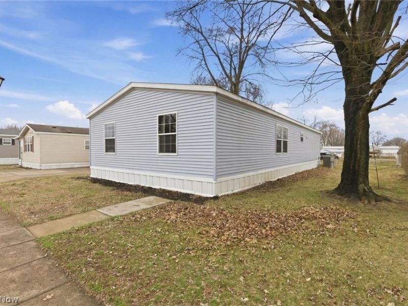 2445 Columbus-Lancaster Road NW, Unit 246, Lancaster, OH 43130 Photo 4