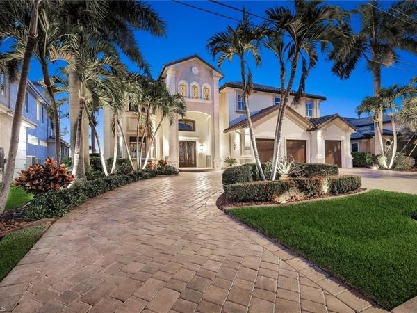 3820 Surfside BLVD , CAPE CORAL, FL 33914