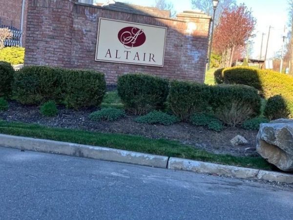 4148 Cory Ln, Elmwood Park, NJ 07407