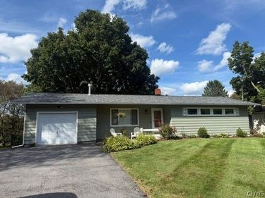 383 Northfield Way , Camillus, NY 13031