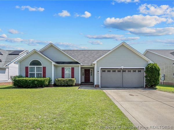 5617 Prestonfield Lane, Hope Mills, NC 28348