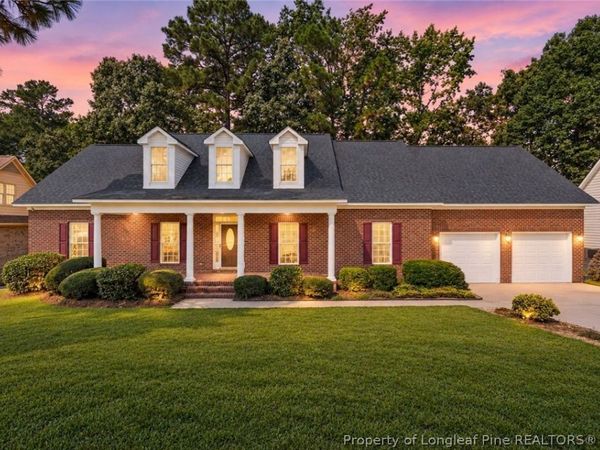 8017 Trout Creek Road , Fayetteville, NC 28304