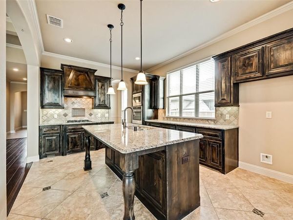 696 Dover Street, Fate, TX 75189