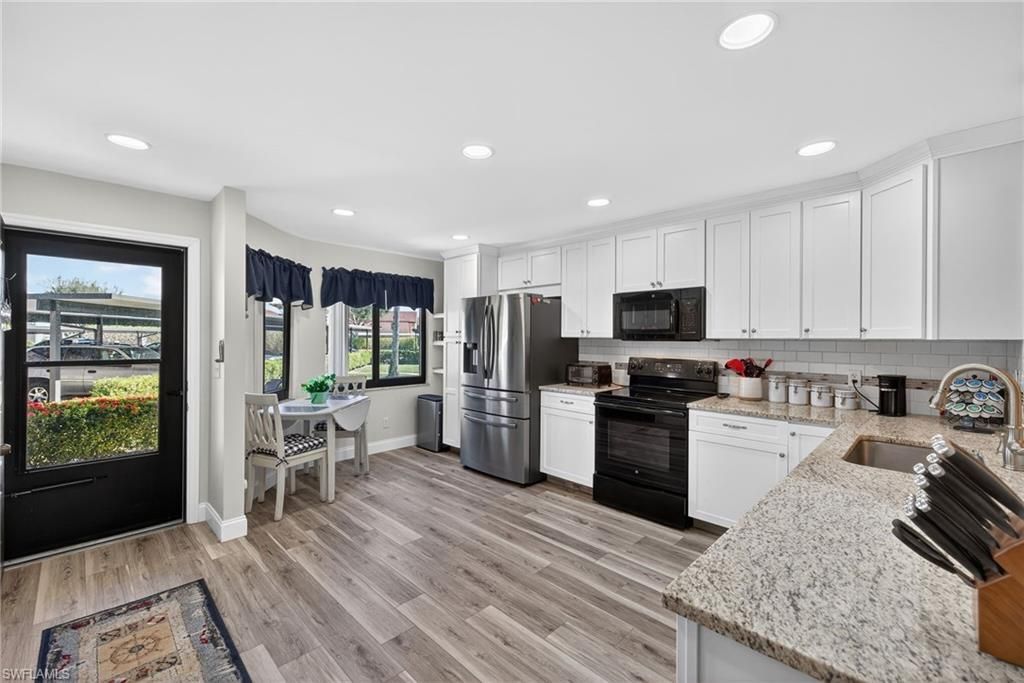 4973 Pepper Cir , Unit F105, Naples, FL 34113 Photo