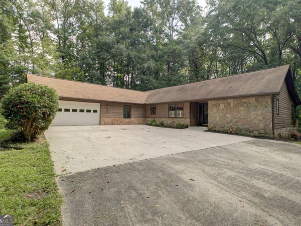 115 Westbourne Drive, Tyrone, GA 30290