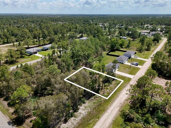 759 Kirkman AVE, LEHIGH ACRES, FL 33974