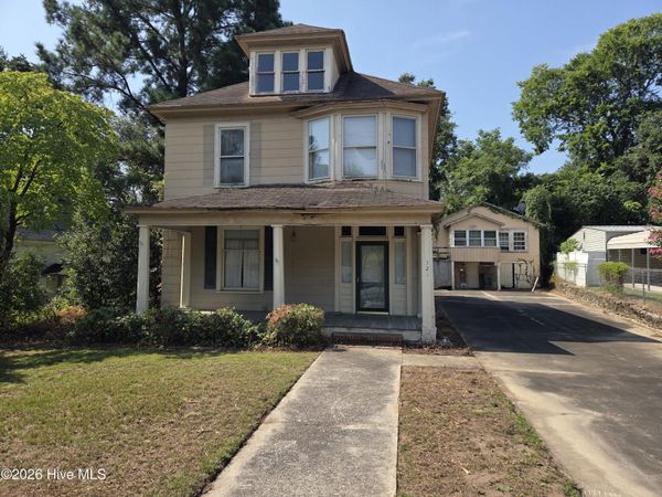 321 Mcdonald Avenue , Hamlet, NC 28345