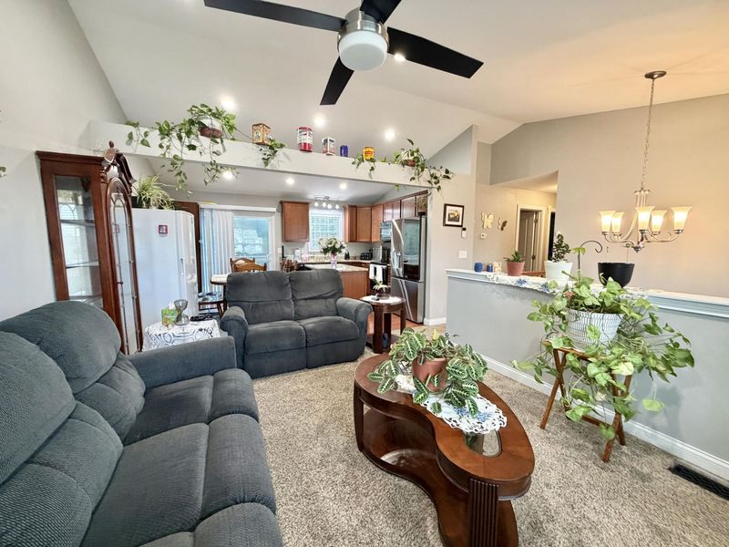 368 Rocky Pointe Court, Walton, KY 41094 Photo 9