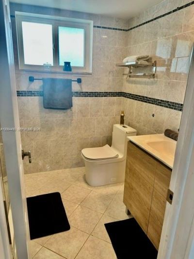 18901 NE 14th Ave , Unit 104, Miami, FL 33179 Photo
