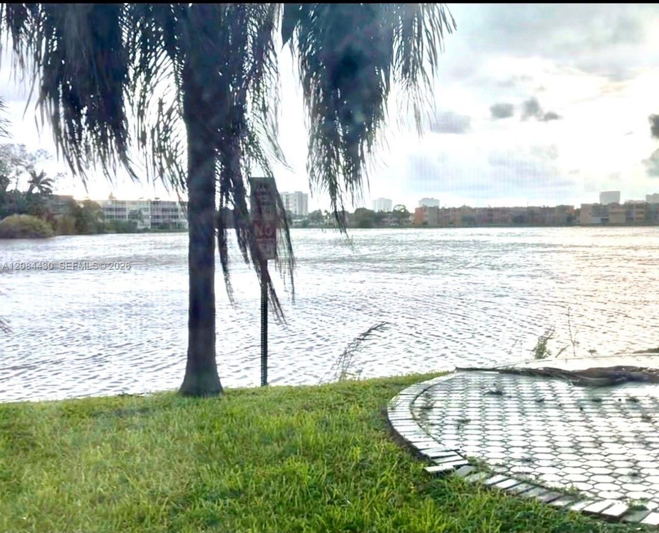 18901 NE 14th Ave , Unit 104, Miami, FL 33179 Photo