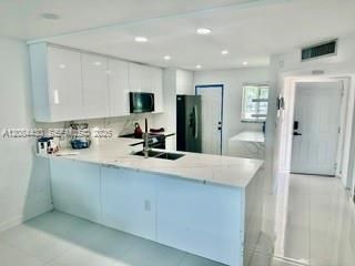 18901 NE 14th Ave , Unit 104, Miami, FL 33179 Photo