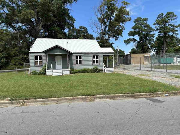 Pine Bluff, AR 71603
