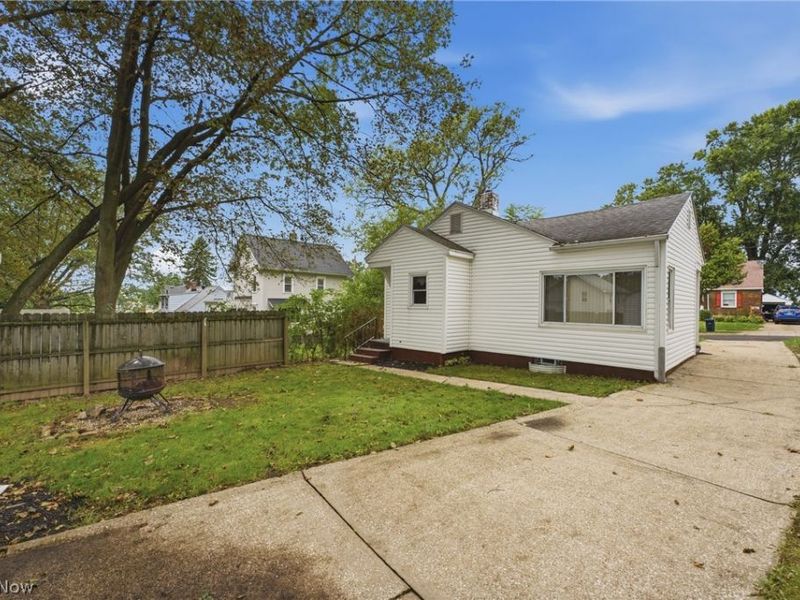 782 Saxon Avenue, Akron, OH 44314 Photo 5