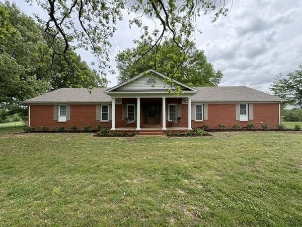1465 DAWSON RD, Brighton, TN 38011