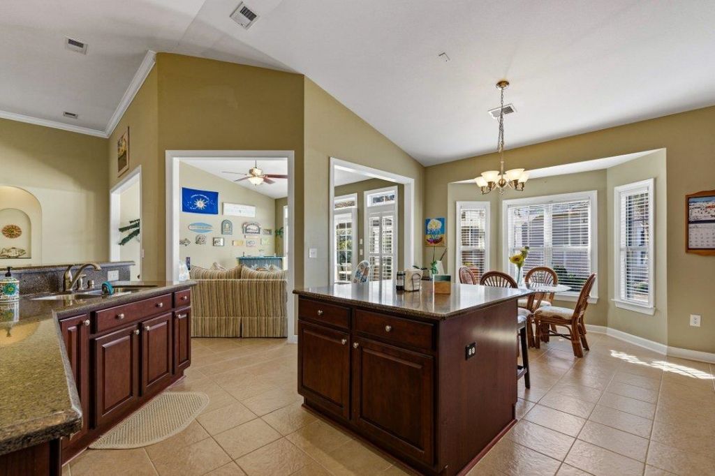 9 Alabaster Ct. Photo 13