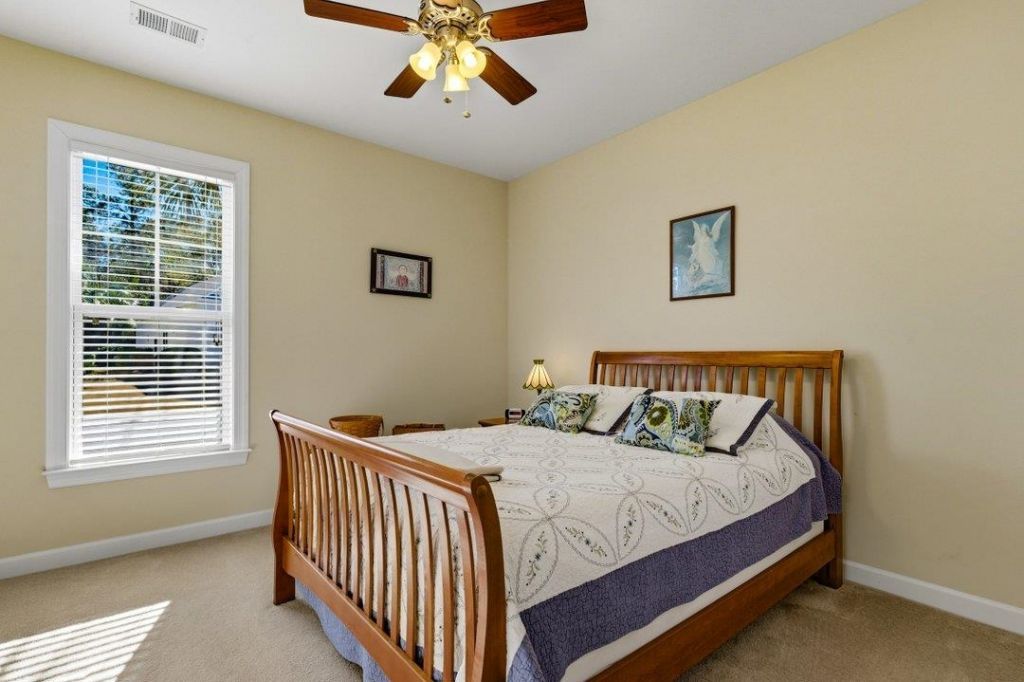 9 Alabaster Ct. Photo 21
