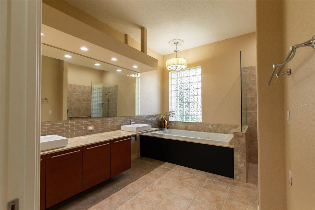 8437 Eagle Preserve Way, Sarasota, FL 34241 Photo