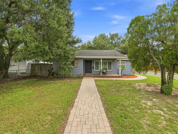 2001 E HANNA AVENUE , TAMPA, FL 33610