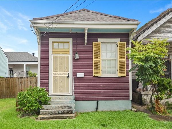 914 NUNEZ Street, New Orleans, LA 70114