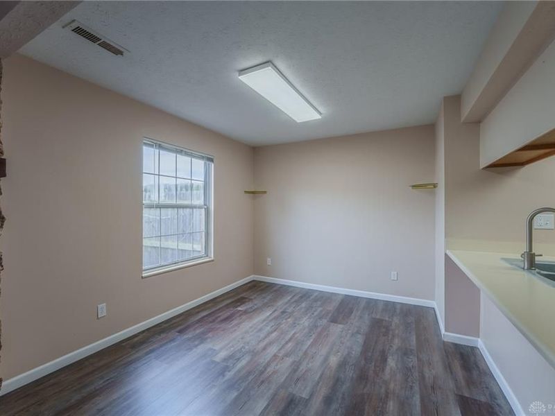 2342 Raider Drive, Fairborn, OH 45324 Photo 12