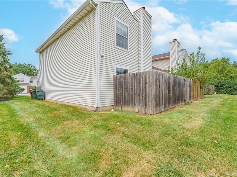2342 Raider Drive, Fairborn, OH 45324 Photo 4