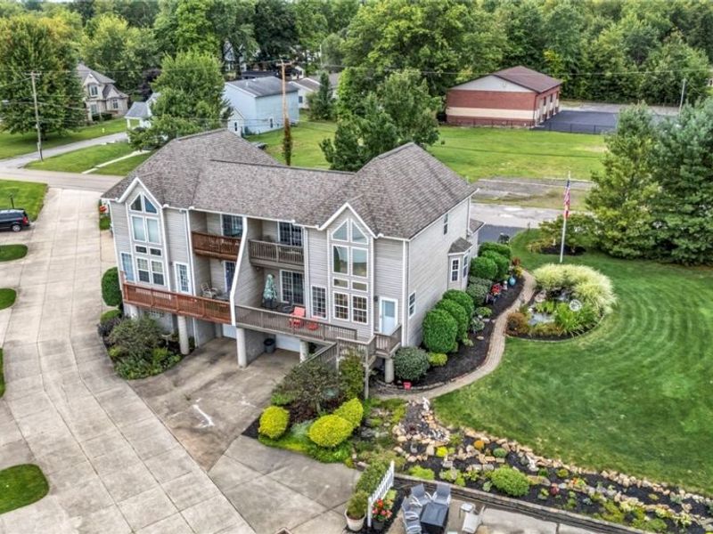 1909 Craig Drive, Lake Milton, OH 44429 Photo 2