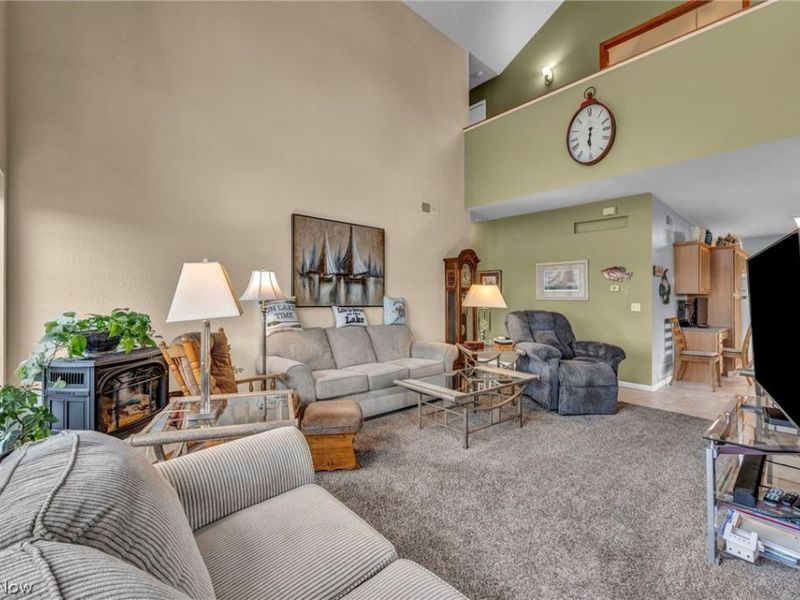 1909 Craig Drive, Lake Milton, OH 44429 Photo 4