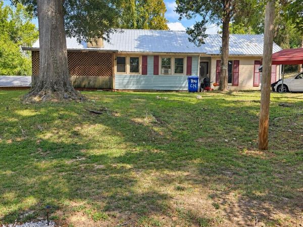 214 Lincoln Street, Yazoo City, MS 39194