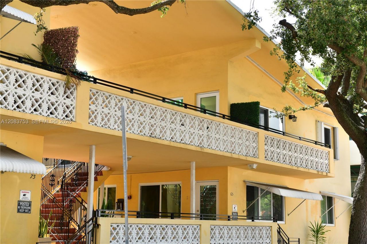 65 Washington Ave, Unit 26, Miami Beach, FL 33139 Photo